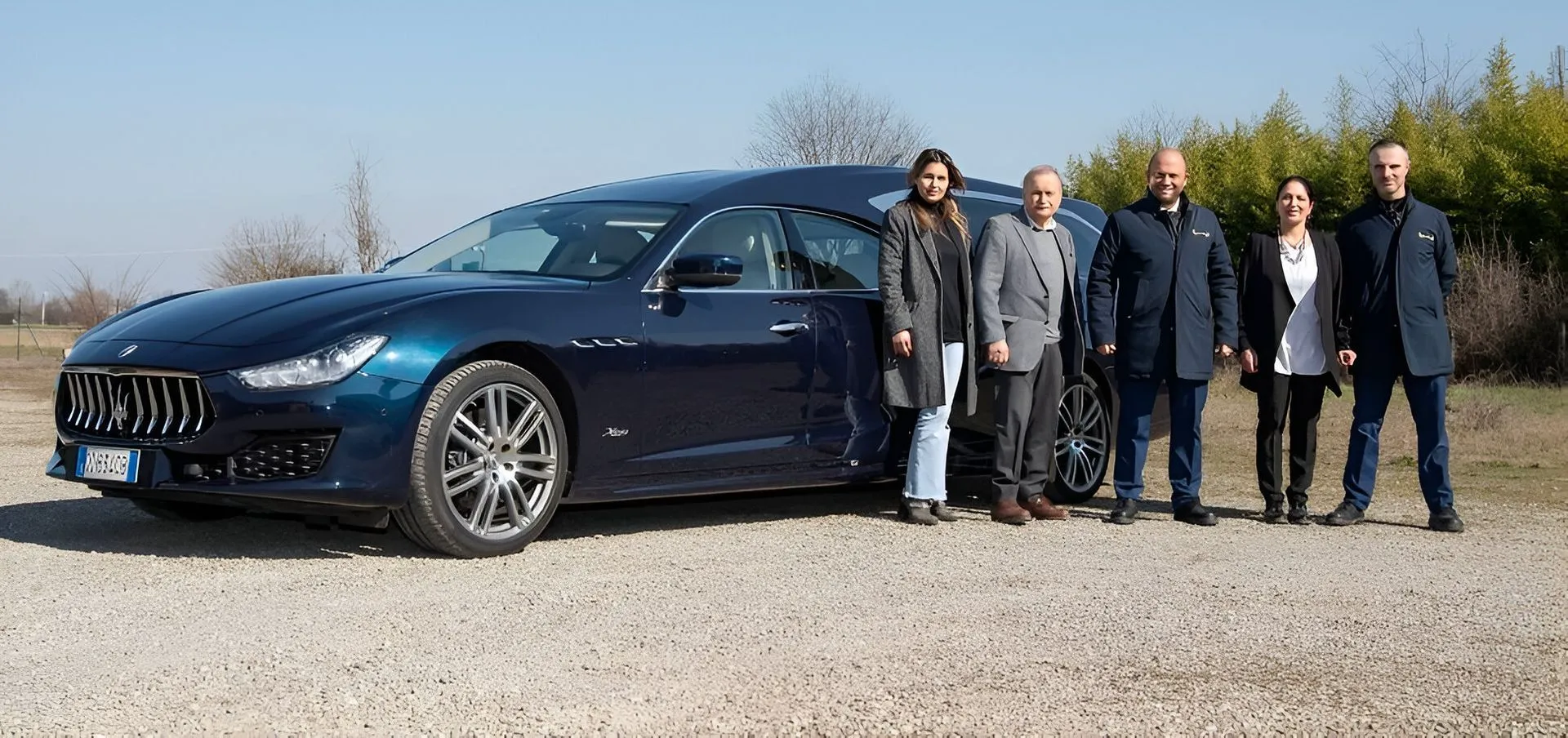 Veicoli eleganti per il trasporto funebre