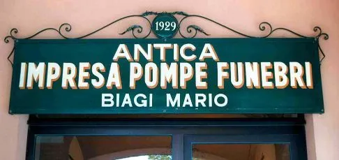 Insegna storica dell'agenzia funebre Biagi Mario